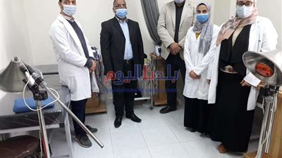 وكيل وزارة الصحة بالمنوفية يتفقد سير العمل بالمستشفيات ومراكز لقاح كورونا