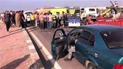 مصرع 5 أشخاص في حادث تصادم سيارتين بصحراوى البحيرة