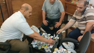 تموين شرق الإسكندرية تــطارد مستلزمات التدخين والسجائر مجهولة المصدر