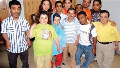 الأقزام: نتعرض للسخرية والانطواء ..  ونتمني نقابة ومدارس تحتضنا