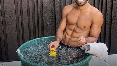 هل يكون محمد صلاح أحد مفاجآت فيلم البطة الصفرا