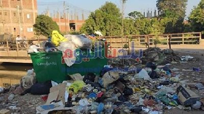 تعرف على عقوبة إلقاء القمامة بالترع