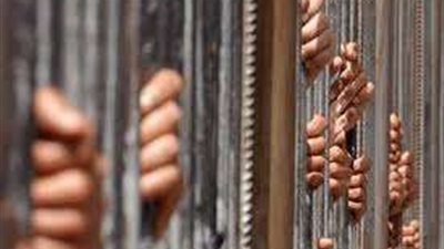 تجديد حبس 10 متهمين بانتحال صفة رجال شرطة