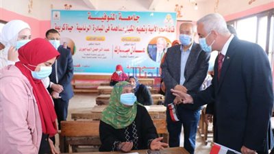 فوز فريق جامعة المنوفية بالمركز الأول في الملتقى الخامس للنانو تكنولوجى