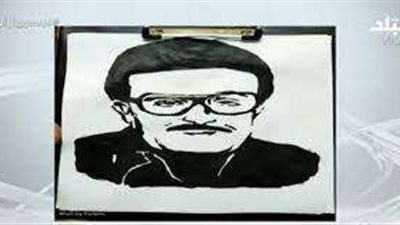 شاهد .. لوحات فنية باستخدام الشاي والعسل