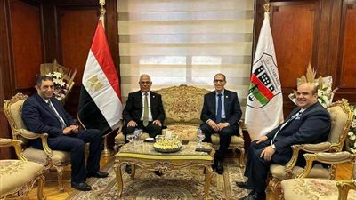 مساعد وزير العدل يهنئ رئيس النيابة الإدارية بمنصبه الجديد