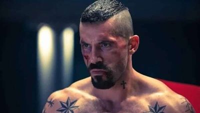 سكوت آدكنز.. يدعو متابعيه لمشاهدة فيلمه 