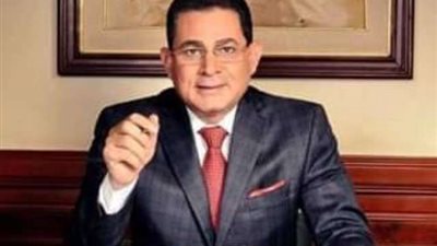 النائب فرج فتحى يناقش مشكلات المياه والصرف الصحى بالعياط والبدرشين