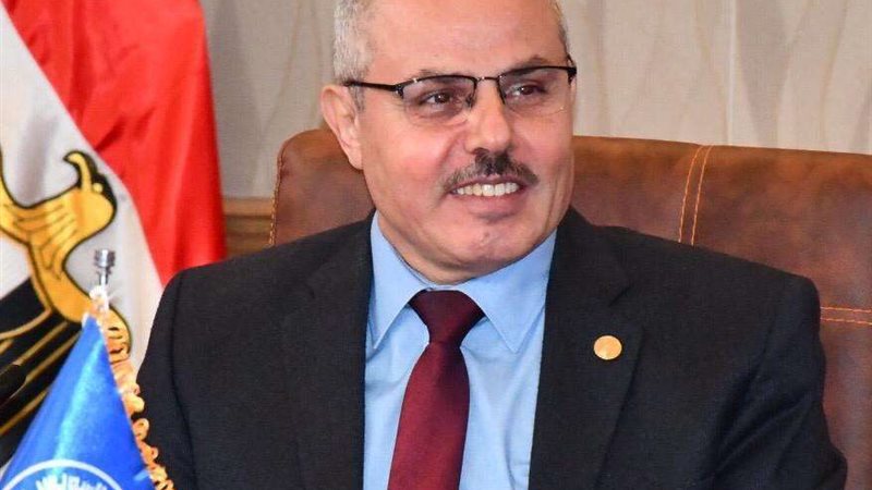 الدكتور ناصر مندور