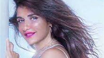 خليك فريش.. غادة عادل تروج لفيلم 