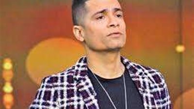 حسن شاكوش يرد حول علاقته بحورية فرغلي