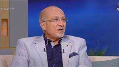 عميد معهد القلب الأسبق: 10% من مصابي ضربة الشمس معرضون للوفاة