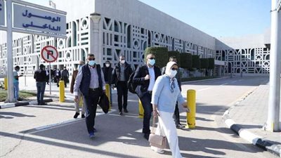 وزيرة الصحة تصل إلى محافظة الأقصر لبدء زيارتها