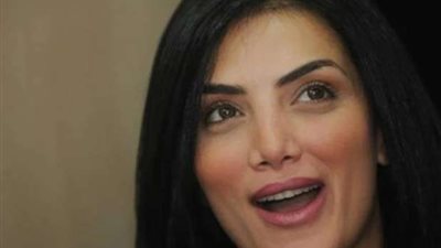 حورية فرغلي تبكي الجمهور بعد إجراءها لعمليات خطيرة (فيديو)