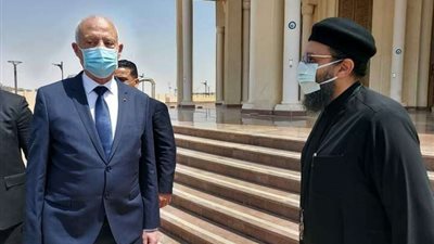 شاهد.. كاتدرائية ميلاد المسيح تستقبل الرئيس التونسي