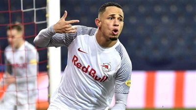 رسمياً.. ميلان يعلن التعاقد مع مهاجم جديد