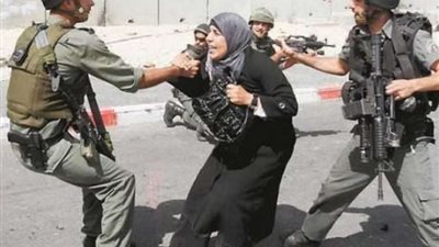 قوات الاحتلال تعتقل فتاة فلسطينية بالخليل