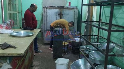 ضبط أغذية منتهية الصلاحية في بني سويف