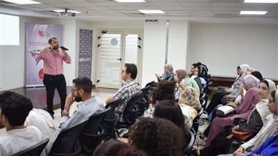 معهد ITI بجامعة القناة.. يستضيف شركة 