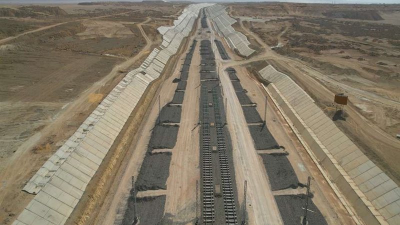 تركيب قضبان الخط
