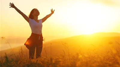 الفرق بين ضربات الشمس والإجهاد الحراري.. متى تذهب للمستشفى ؟