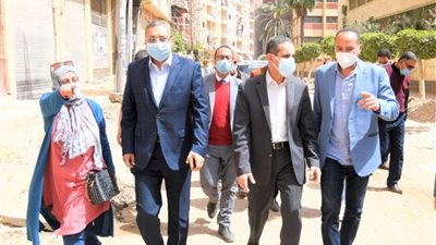محافظ الغربية يتابع مشروعات الرصف بالمحلة ويعقد اجتماع مع القيادات التنفيذية