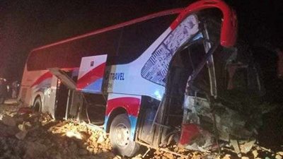 جمل يتسبب في إصابة 7 أشخاص في حادث تصادم أتوبيس على محور الضبعة