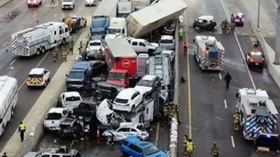 حادث مروري بشع نتيجة اصطدام أكثر من 30 سيارة في الجزائر .. شاهد