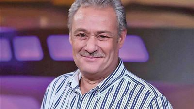 4 سنوات على رحيل الدنجوان.. 4 نساء في حياة فاروق الفيشاوي