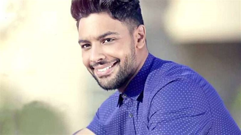المطرب أحمد جمال