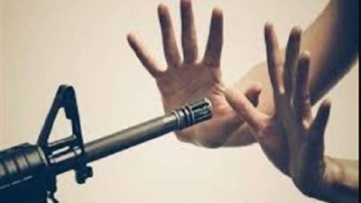 رجل يقتل زوجته بـ6 رصاصات من سلاح آلي