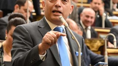 تحرك برلماني عاجل بشأن حفل الرابر الأمريكي ترافيس سكوت