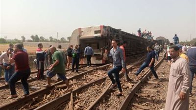 محافظ الجيزة يوجه برفع درجة الاستعداد القصوي بالمستشفيات لإستقبال مصابي قطار قليوب