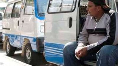 لم يراعوا الظروف.. سائقو ميكروباص خط بنها يرفعون سعر تعريفة الركوب