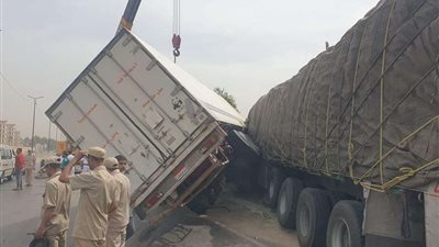 شلل مروري بطريق 