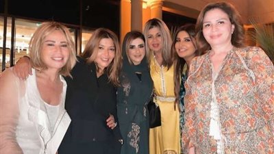 سميرة سعيد: 