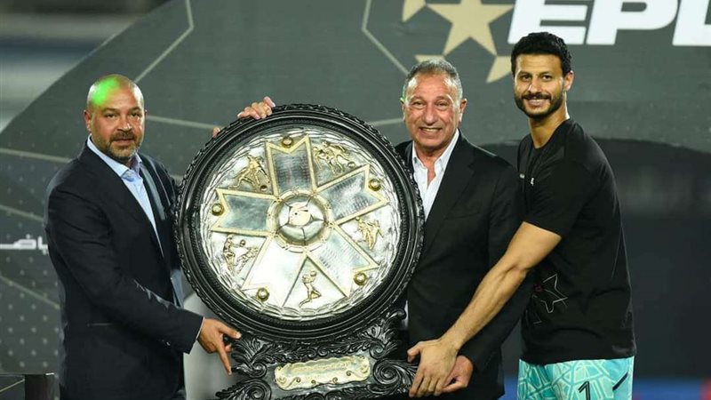 الأهلي بطل الدوري