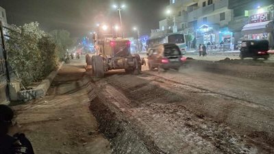 بناءًا على تعليمات المحافظ.. حملة مُكبرة لنظافة الشوارع وتجريدها بالصف