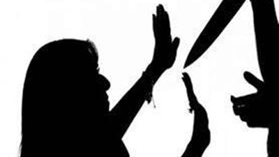 طعن سيدة علي يد طليقها داخل نادي في الغربية