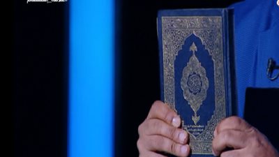 عالم إمارتي: هناك أهداف خبيثة وراء حرق المصحف الشريف