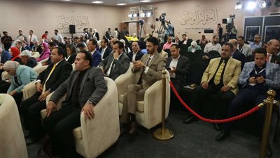 عضو مجلس أمناء الحوار الوطني يطالب بإعادة الثقة للمواطن للمشاركة في الانتخابات