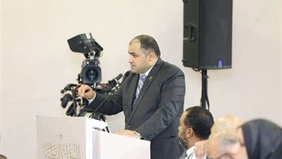 حسن هجرس عضو التنسيقية يطالب بتفعيل ضمانات العمل النقابي وحماية النقابيين