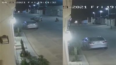 الكلاب الضالة تهاجم طفلًا والقدر يرسل المُنقذ (فيديو)