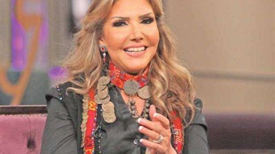 خاص.. نادية مصطفى: نتنافس على مساعدة الآخرين