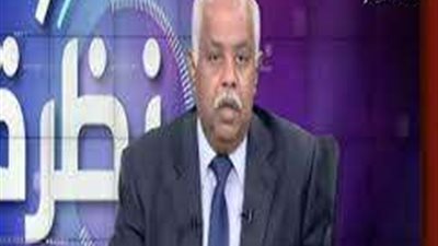 محافظ بورسعيد: مفيش مشكلة بين الأهلي والمصري وإحنا أخوات| فيديو