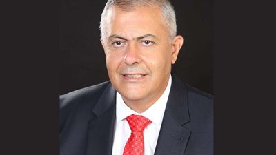 محافظ بيروت يكشف لـ القاهرة الإخبارية عن أول قرار اتخذه بعد انفجار المرفأ