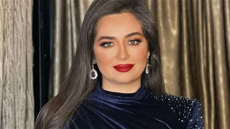 الفنانة هبة مجدي