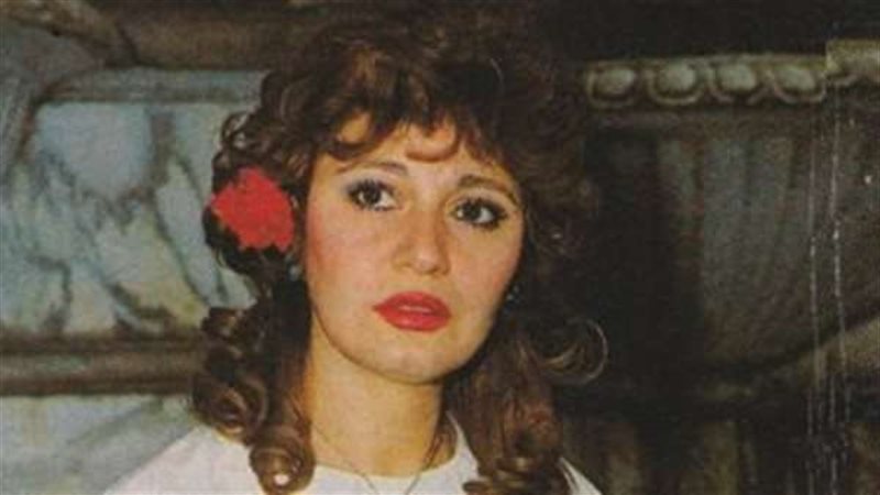 الفنانة مديحة كامل