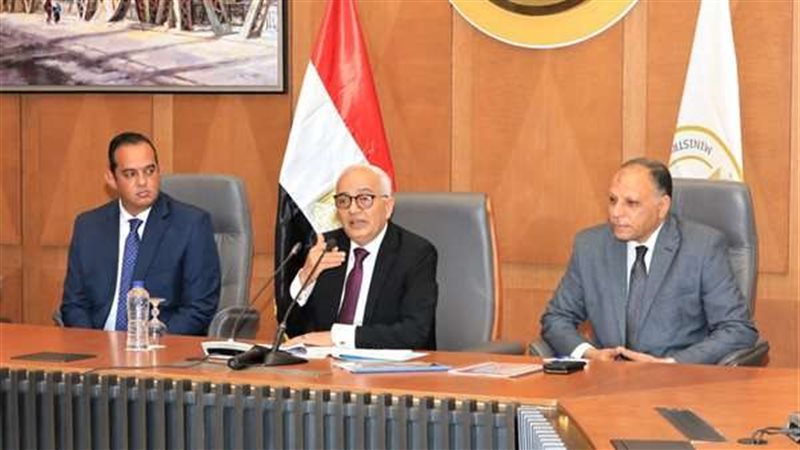رضا حجازي وزير التربية