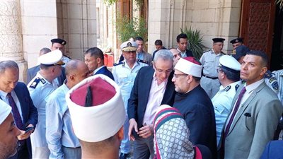 مختار جمعة يتابع الحريق الهائل بمبنى وزارة الأوقاف